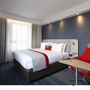 Hotel Express Centre By Ihg
